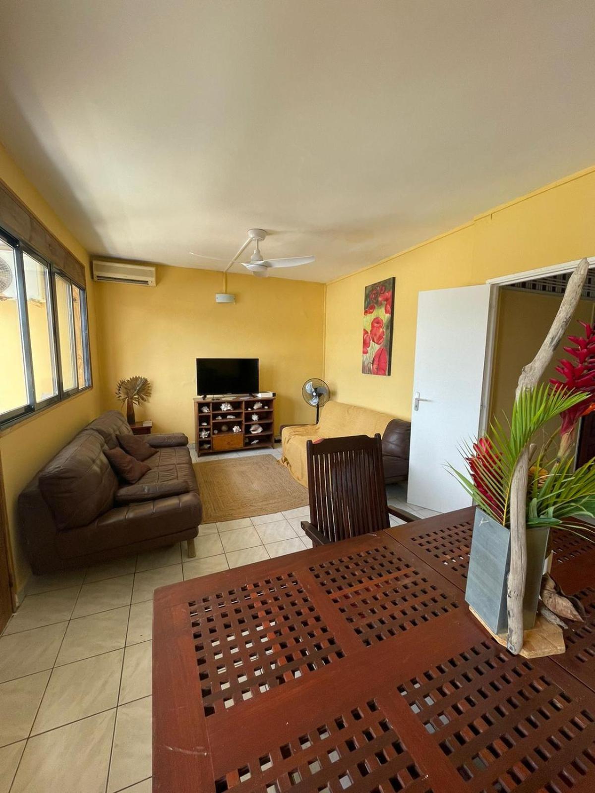 Appartement Tout Confort Sainte-Anne (Grande-Terre) Exterior foto